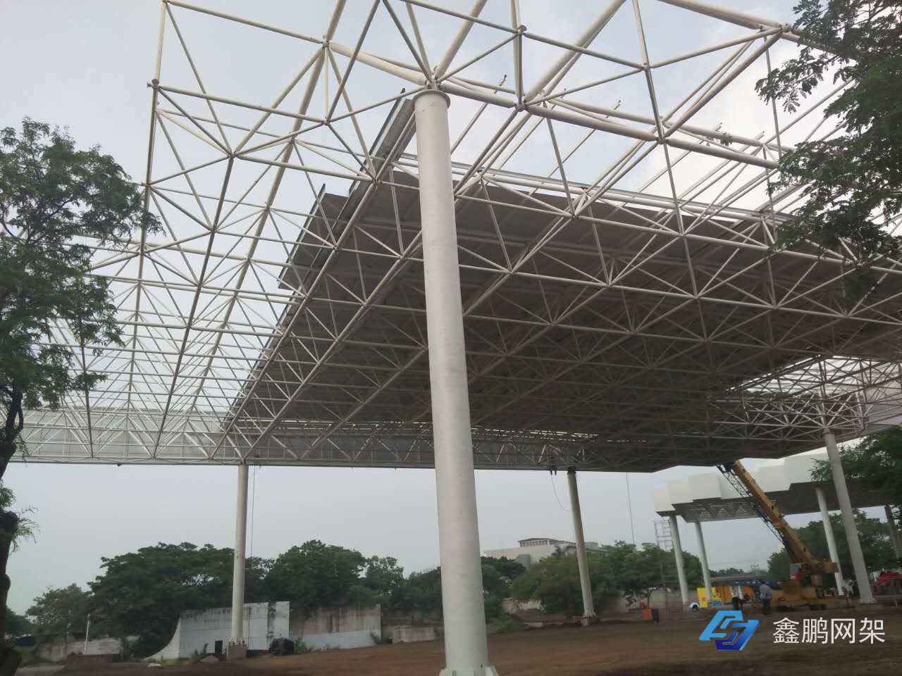 尼加拉瓜1450m2網架屋面吊裝