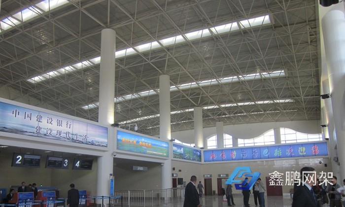 夏河機場航站樓網架屋面幕墻